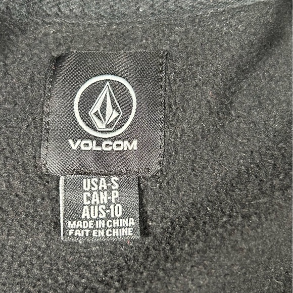 VOLCOM, bomber jacket!! - Picture 8 of 10